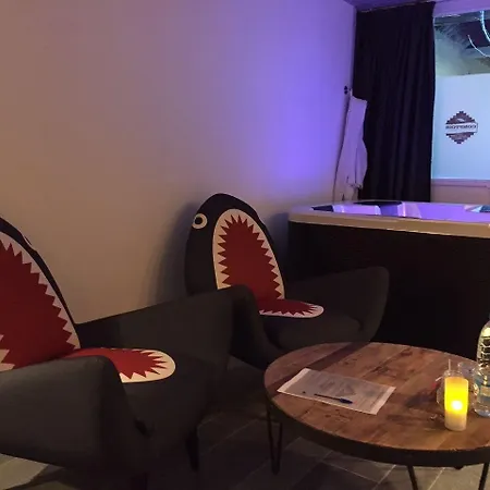 Le Comptoir Industriel 3*